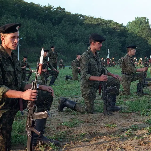 (소련군 군가) 전설적인 세바스토폴 Легендарный Севастополь