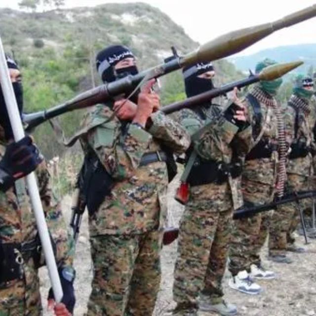 신장-위구르 동튀르키스탄 군사조직 나쉬드(몽환, 심각, 긴장, 진지, 잔잔)